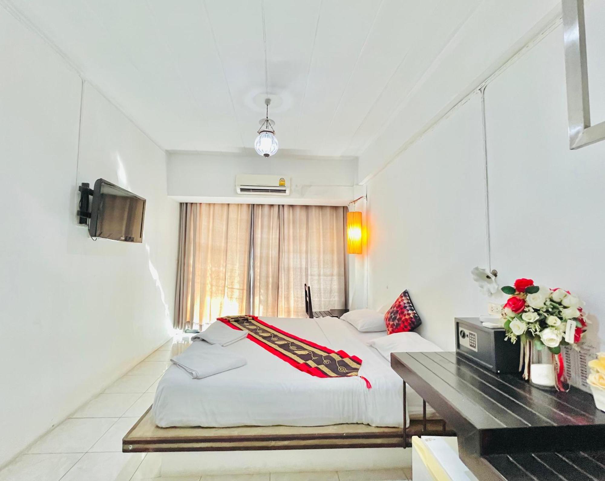 Sea Beach Paradise Patong Eksteriør bilde